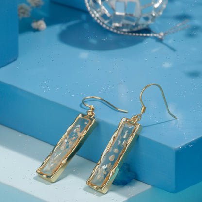 'Rectangular Shell Temperament' Crystal Gravel Gold Plated Earrings