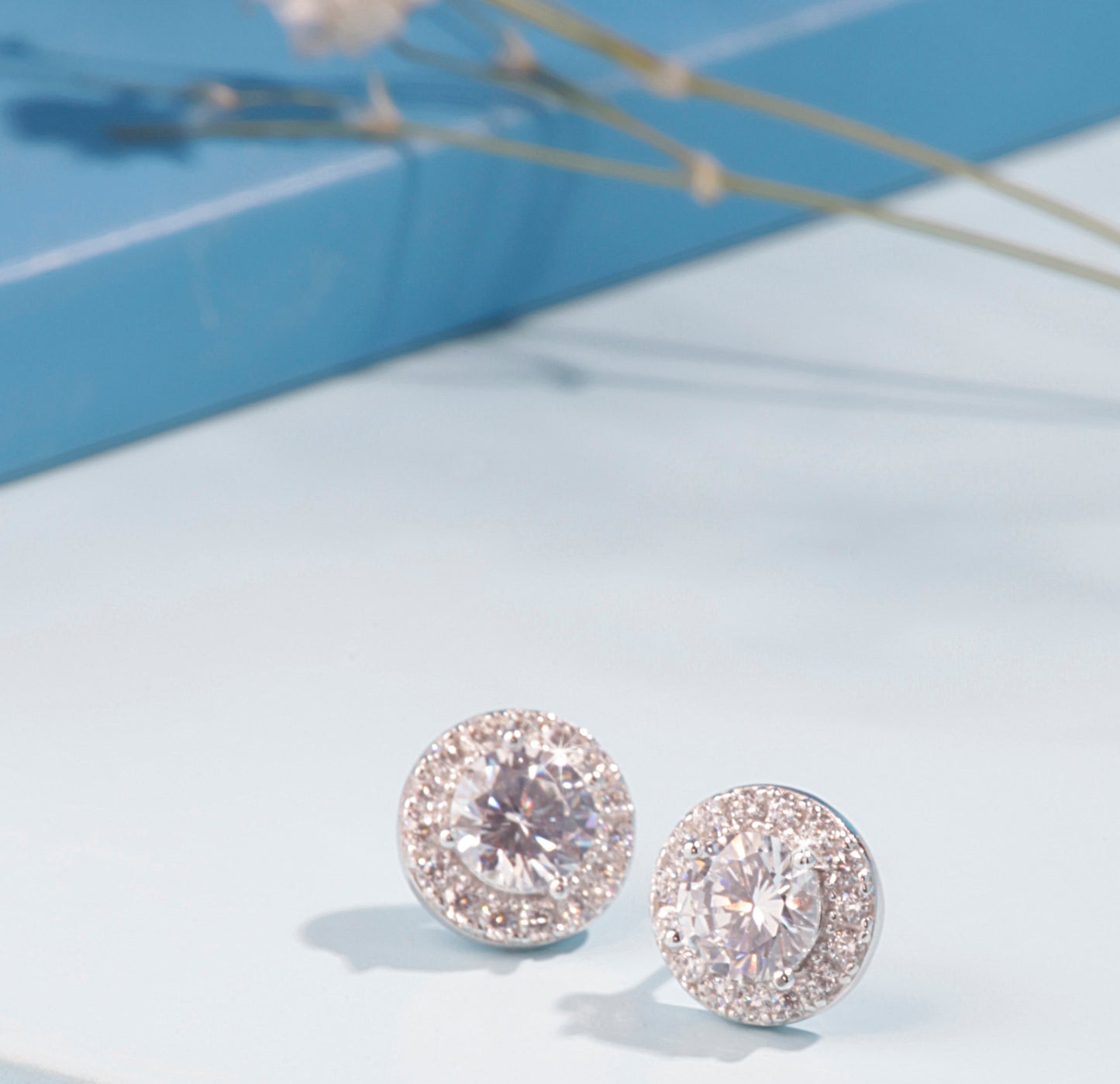 'Round Diamond' Silver Earrings