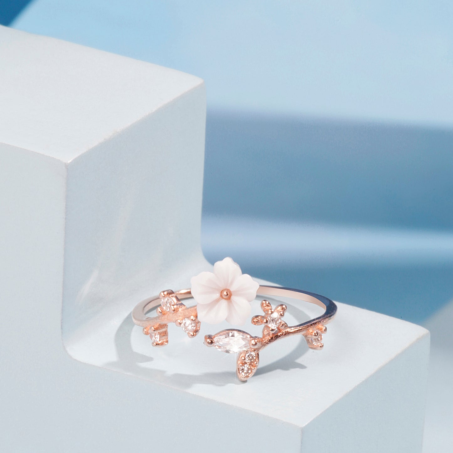 'Blossom White Floral' Rose Gold Ring