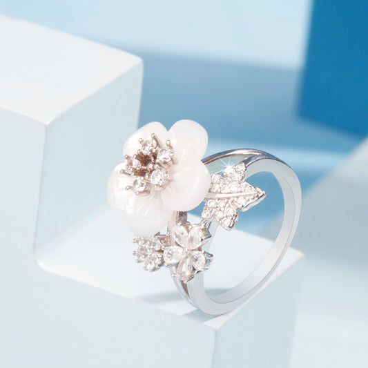 'White Floral' Elegance Silver Ring