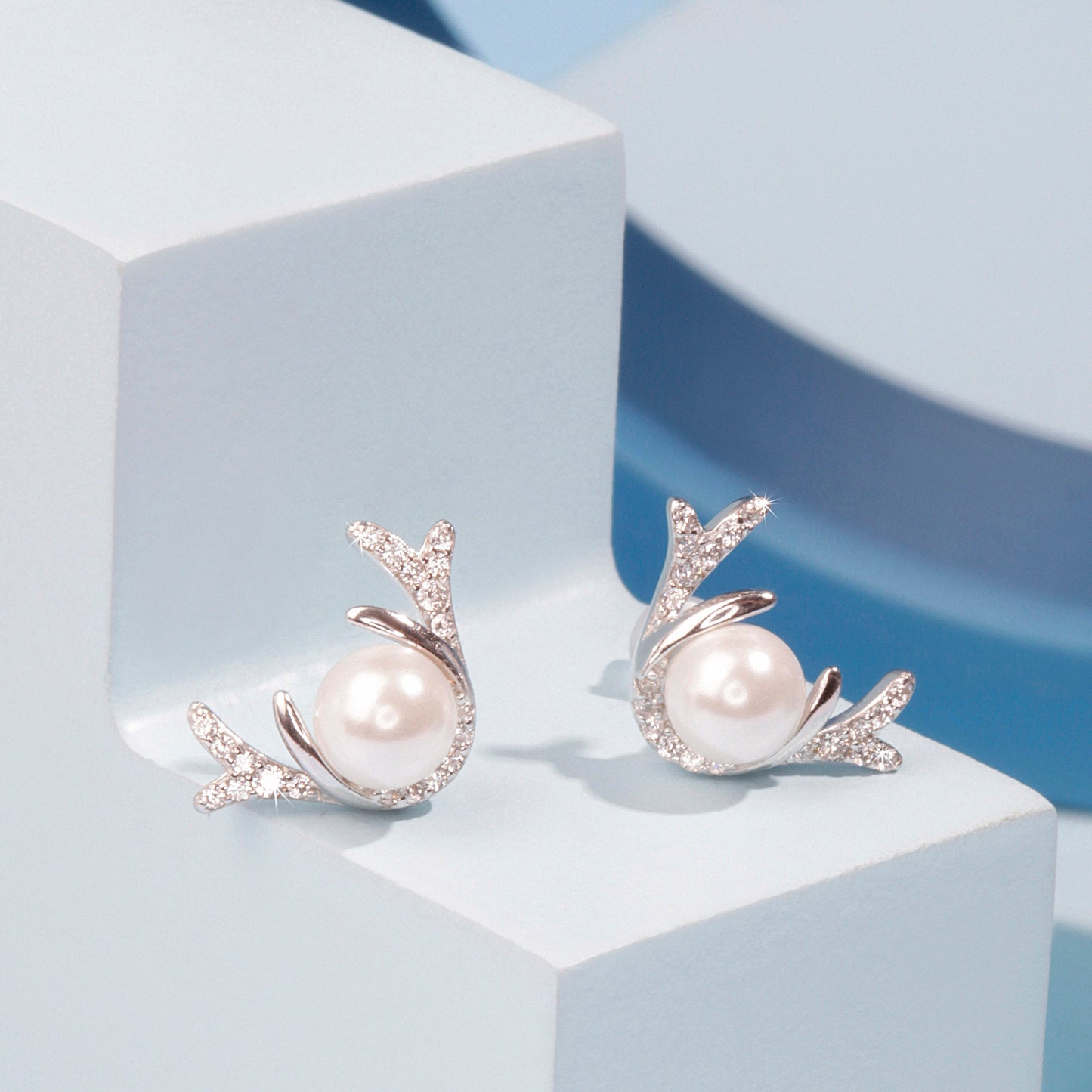 'Sylvan Pearl' Silver Studs