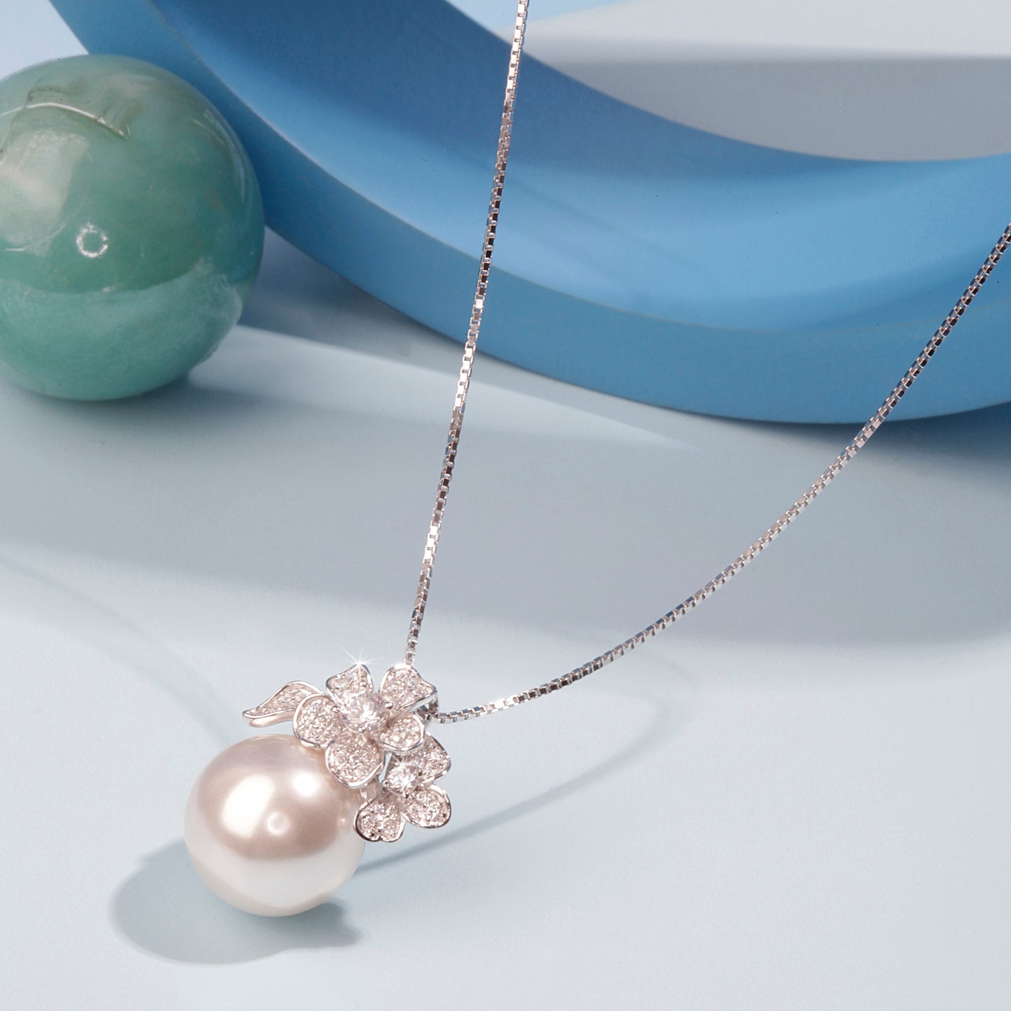 'Silver Blossom' Pearl Pendant