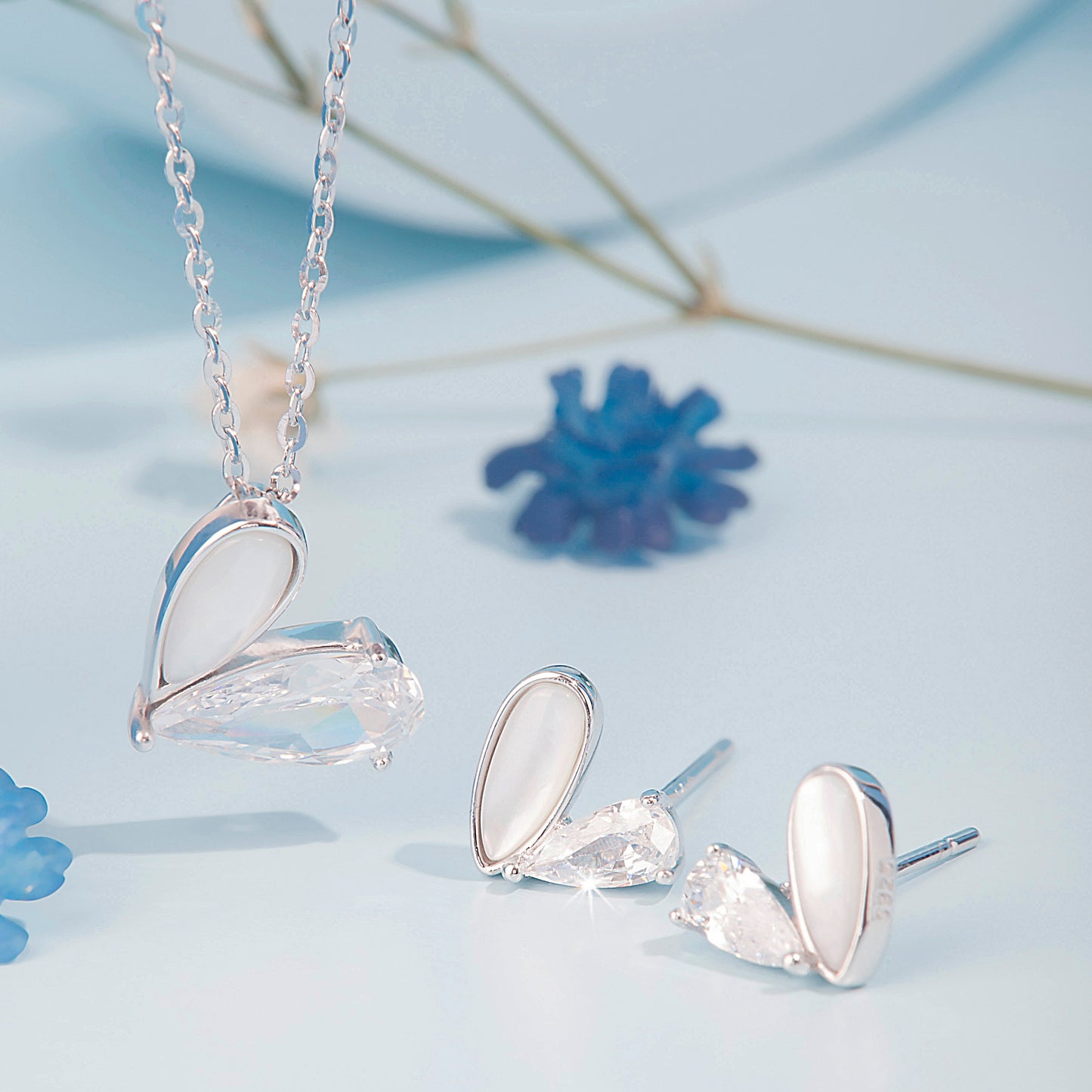 'Crystal Stone Heart' Silver Pendant Set