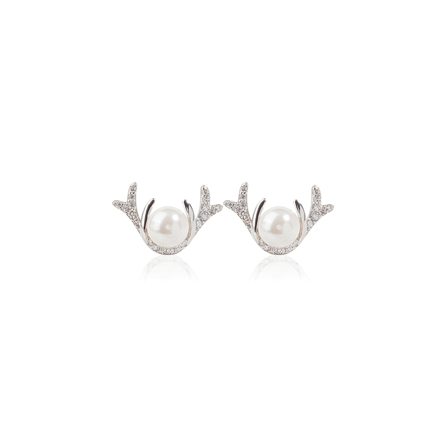 'Sylvan Pearl' Silver Studs