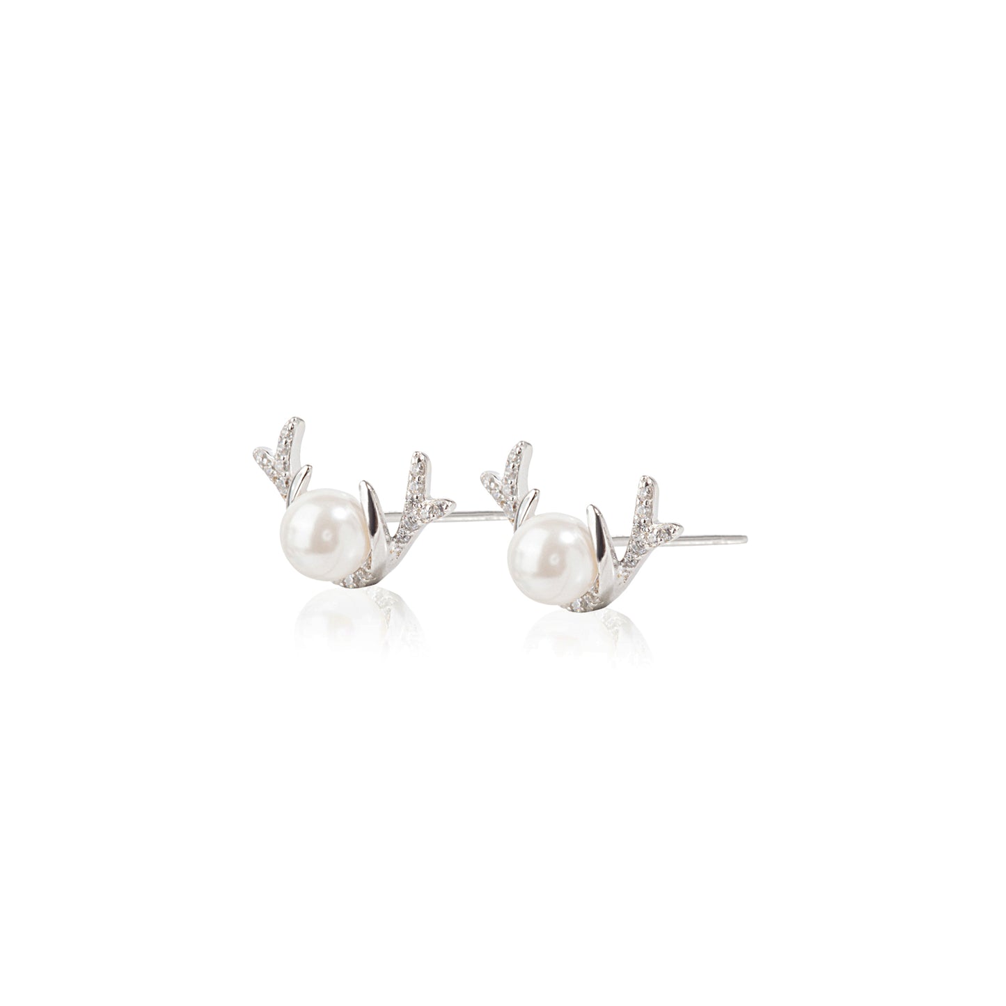 'Sylvan Pearl' Silver Studs