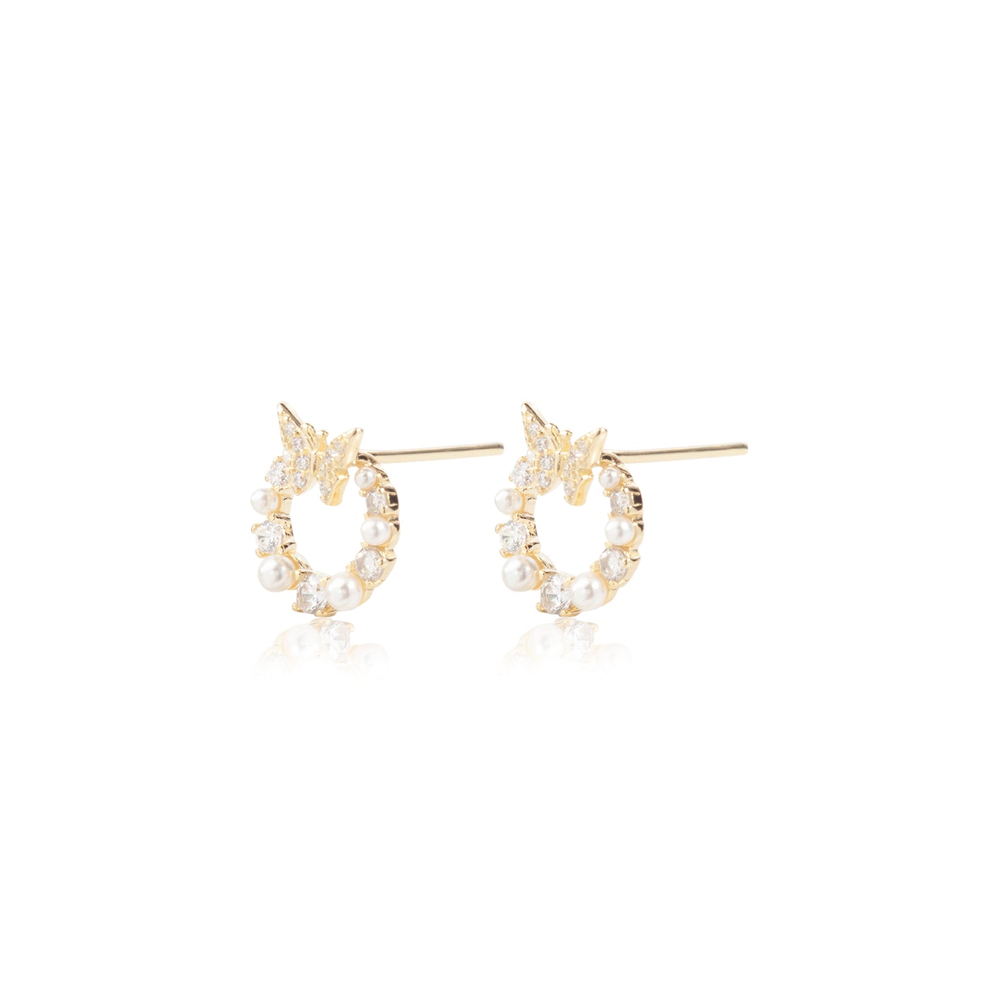 'Pearl Flutter' Silver Earrings